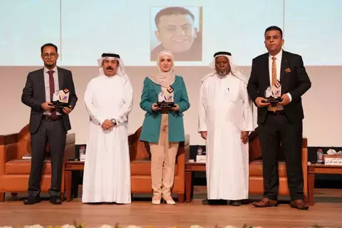 «ندوة الثقافة» تكرم الفائزين بجائزة الشعر العربي