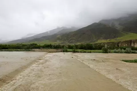 ارتفاع عدد قتلى الفيضانات بشمال أفغانستان إلى 315