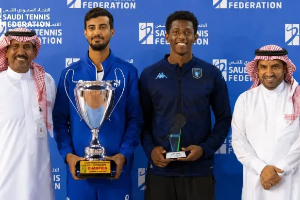 سعود وميسان بطلا نخبة التنس السعودية