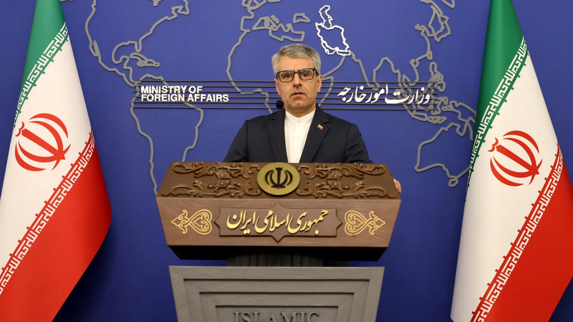 "شكوك عميقة".. أول تعليق من خارجية إيران عن المفاوضات ولبنان بعد ضربات الجيش الأمريكي الأخيرة