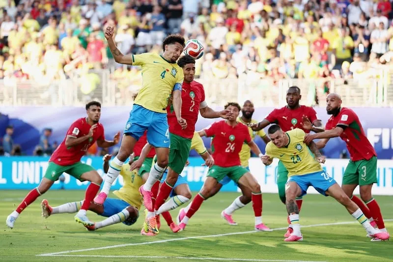 "أسود الأطلس" يدشنون مشوار المونديال بالتعادل أمام منتخب البرازيل