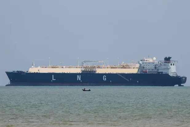 إندونيسيا تنهي الجدل: لا رسوم على «مضيق ملقا»