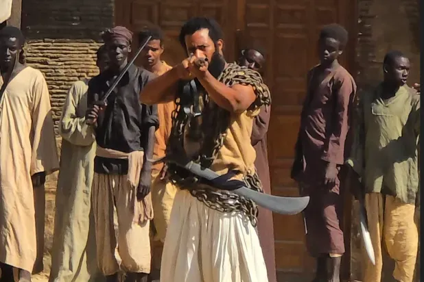 ضجة في مصر بعد انتقاد صناع «أسد» طريقة عرض الفيلم