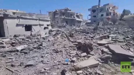 جنوب لبنان.. آثار الدمار الذي لحق ببلدة جبشيت نتيجة غارة إسرائيلية