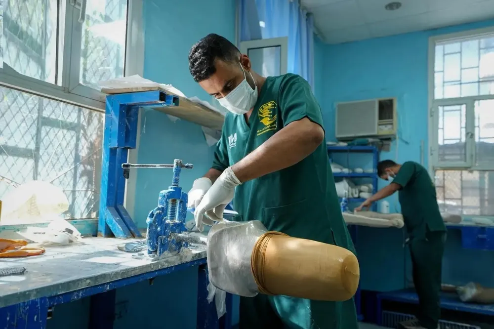 مأرب.. مركز الأطراف الصناعية يقدم خدماته لـ 503 مستفيدين خلال يونيو
