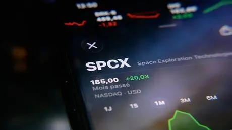 سهم "سبيس إكس" يتراجع 10% بعد طرحه الأولي التاريخي
