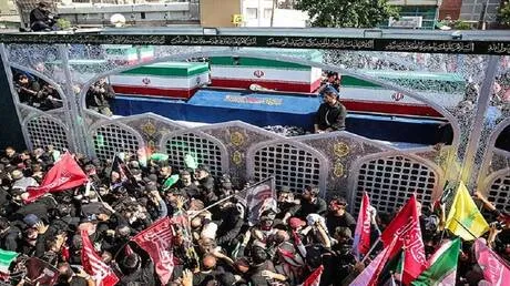 طهران.. حشود مليونية حول نعش خامنئي في اليوم الرابع لتشييعه (فيديوهات+صور)