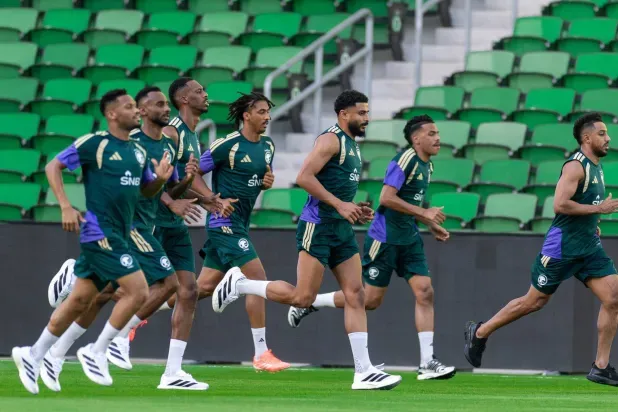 السبت ... بعثة الأخضر السعودي إلى ميامي وتستقر في فندق «الهلال»