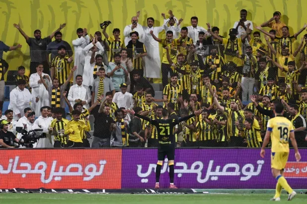 الاتحاد ينعش آماله الآسيوية بثنائية في التعاون