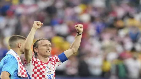 مودريتش يتفوق على مارادونا ويكتب رقما تاريخيا في المونديال