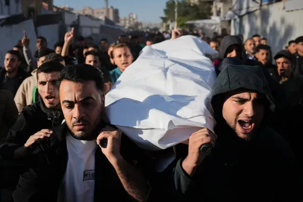 مصادر: محاولة اغتيال إسرائيلية لنجل خليل الحية بغزة