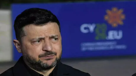 زيلينسكي يرفض مقترح ميرتس منح أوكرانيا عضوية "مرتبط" في الاتحاد الأوروبي ويطالب بعضوية كاملة