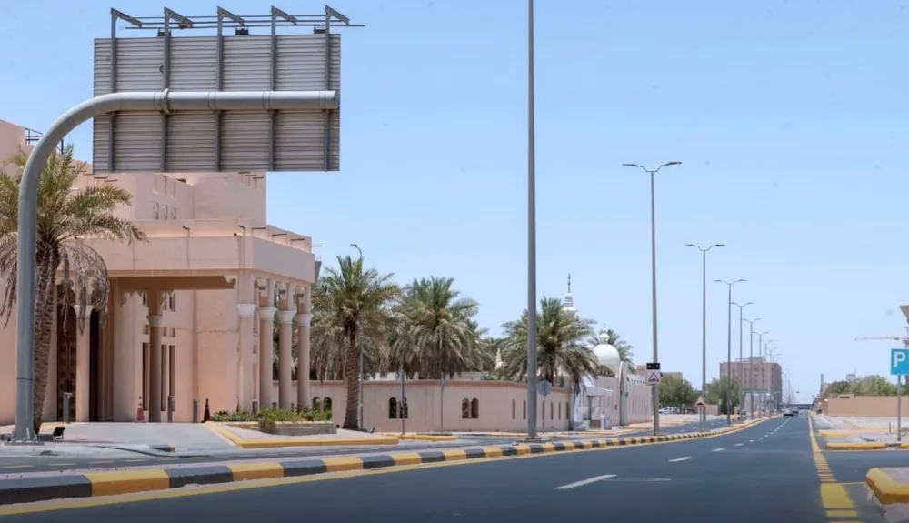للحد من الحوادث.. تعزيز السلامة بشارع الأمير محمد بن فهد في الأحساء