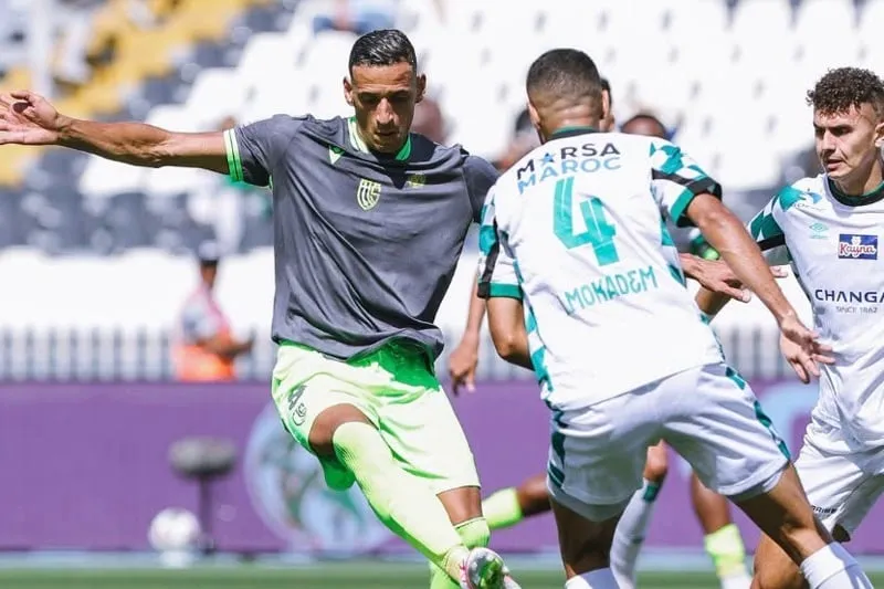 التعادل يحسم مواجهة الرجاء الرياضي واتحاد تواركة في الدوري الاحترافي