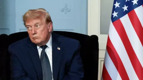 تقرير عبري عن عزم ترامب إقالة عدد من أركان إدارته بينهم وزير حربه ومدير الـCIA