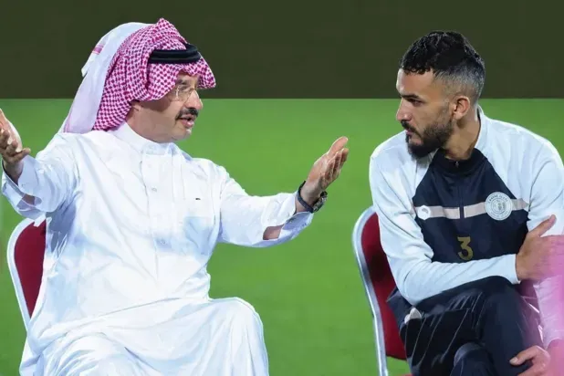 تركي بن طلال يزور تدريبات ضمك