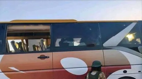 سوريا.. مجهولن يستهدفون حافلة عسكرية في ريف الحسكة