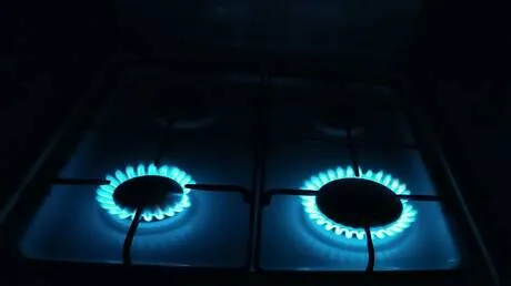 أسعار الغاز الأوروبي ترتفع مع تصاعد التوتر في مضيق هرمز