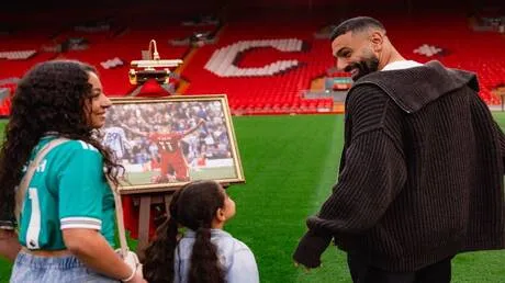 بسبب ليفربول.. أطفال محمد صلاح يرفضون تشجيع ناديه الجديد (فيديو)