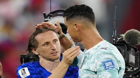"لا يمكن حسم مباراة مونديال بهذا الشكل".. مودريتش نجم كرواتيا يثور بعد الإقصاء