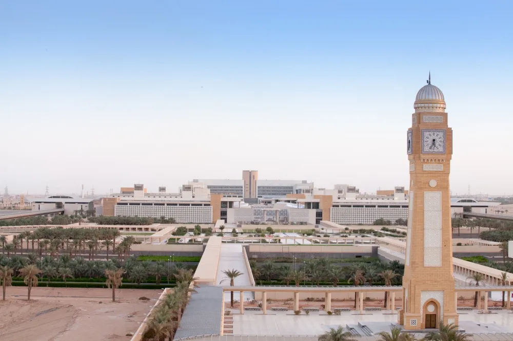 تمديد التقديم على "مِنح التميُّز" للدراسات العليا بجامعة الأميرة نورة