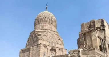 صورته على الجنيه.. افتتاح مشروع ترميم ضريح السلطان الأشرف قايتباي اليوم