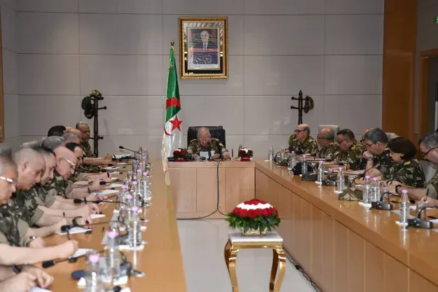 الجزائر: إقالة «الجنرال حسان» تفتتح مرحلة «إعادة التموضع» ومواجهة التحديات الإقليمية