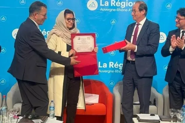 الأميرة مشاعل بنت محمد آل سعود تحصد جائزة «التميز الإبداعي» في فرنسا