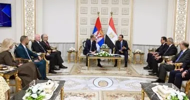 رئيس الوزراء يلتقى نظيره الصربى على هامش افتتاح المؤتمر الطبى الأفريقى