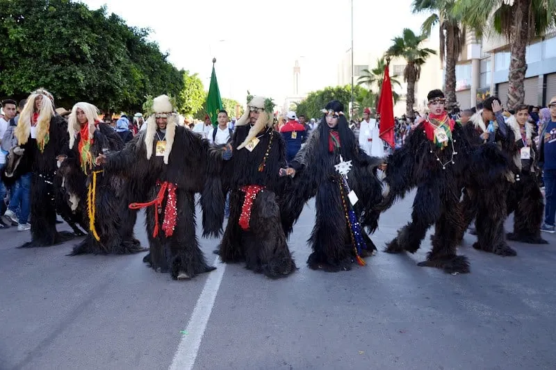 تزايد المشاركة النسائية يغير ملامح احتفالات "بوجلود" في جهة سوس