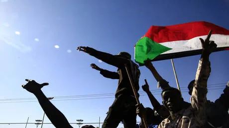الموفد الأممي إلى السودان يطلب من قائد الدعم السريع عدم مهاجمة الأبيض