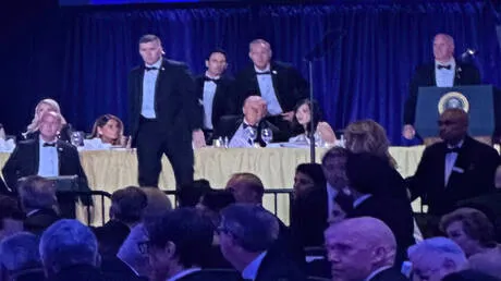 "واشنطن بوست": البيت الأبيض لم يؤمن سلامة كاملة في حفل الاستقبال الذي شهد إطلاق النار