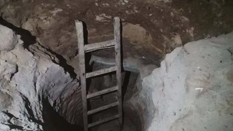مصر.. الرمال تبتلع 5 أشخاص خلال رحلة تنقيب سرية عن الآثار