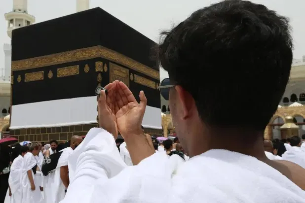 نحو رحلة نسك ميسَّرة وآمنة... دليل إرشادي للحجاج