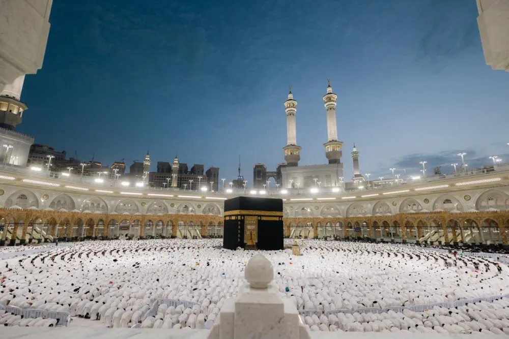 "شؤون الحرمين" تتيح متابعة كثافة المطاف والمسعى لحظيًا عبر خدمة إلكترونية