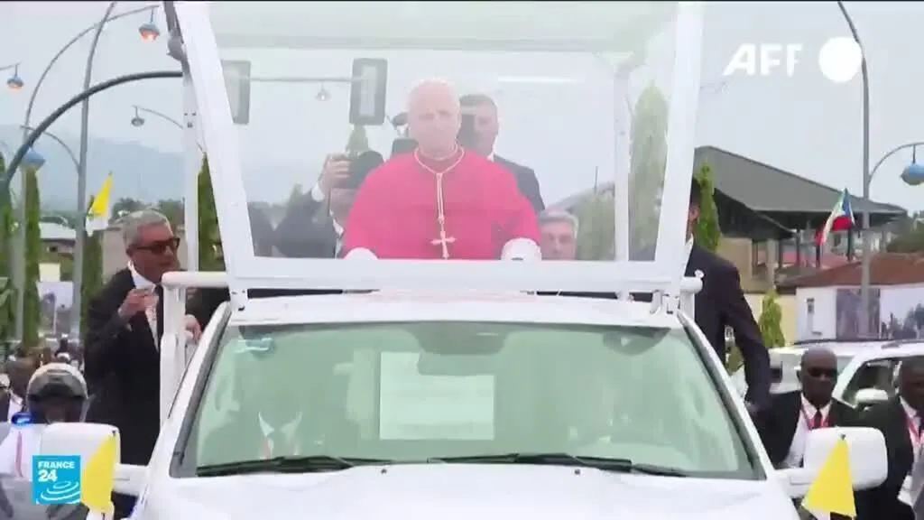 البابا ليون الـ14 يدعو من غينيا الاستوائية إلى ترسيخ دولة "القانون والعدالة"