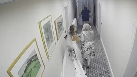 تفاصيل زفاف كارثي ضجت به الصحف العالمية.. انتقام عائلي يحوّل الحفل إلى ساحة شجار (صور+ فيديو)