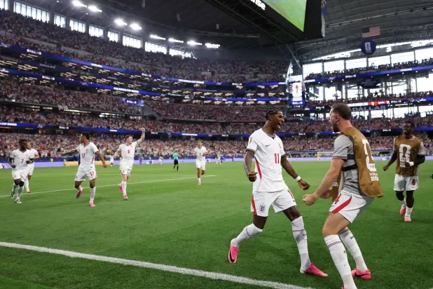 لأول مرة منذ 25 عاماً... منتخب إنجلترا «ممتع للمشاهدة»