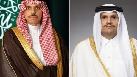 اتصال قطري-سعودي يبحث تهدئة التوترات الإقليمية وضمان حرية الملاحة في هرمز