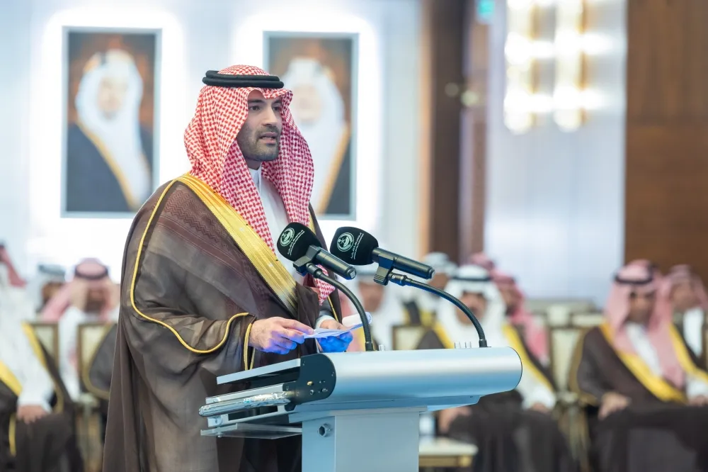 أمير الشرقية يستقبل منسوبي فرع وزارة الطاقة بالمنطقة 