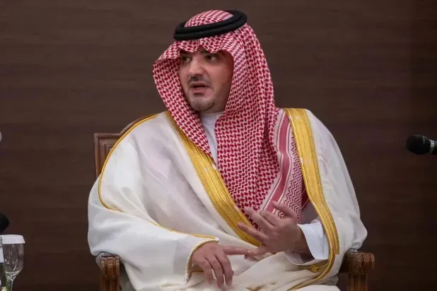 وزير الداخلية السعودي: القيادة حريصة على أداء الحجاج مناسكهم بيسر
