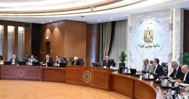 رئيس الوزراء يستعرض الآلية المقترحة لضمان تمويل مشروعات البنية التحتية فى مصر