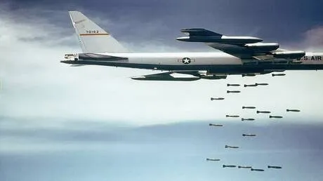 البنتاغون يزود قاذفات B-52 الاستراتيجية بمحركات جديدة