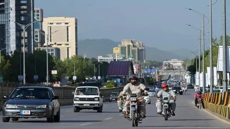 مسؤول باكستاني يحذر: النمو السكاني السريع يفرض ضغوطا متزايدة على المياه والأراضي والخدمات العامة