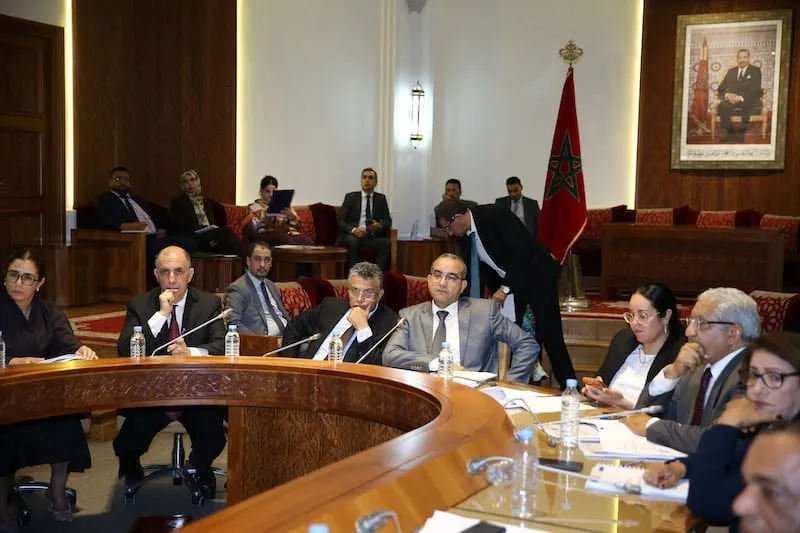 "لجنة العدل" تعدل سن ولوج المحاماة