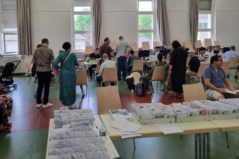 أبواب مفتوحة لخدمة مغاربة لييج
