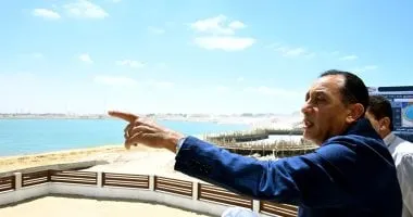 رئيس الوزراء يتفقد مشروع نفق الطريق الساحلى "بو غاز نيو مارينا"
