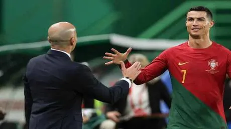 بكلمة واحدة.. منتخب البرتغال يعلق على التحاق كريستيانو رونالدو (صورة)
