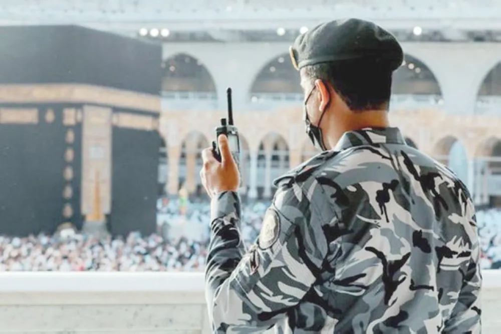 غرامات وسجن وترحيل.. قرارات إدارية بحق 48 مخالفًا لأنظمة الحج