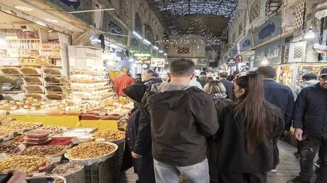 همتي: إذا كانت أسعار وجودة المنتجات الأمريكية أفضل فلا مانع من شرائها.. لا يوجد اعتبارات سياسية